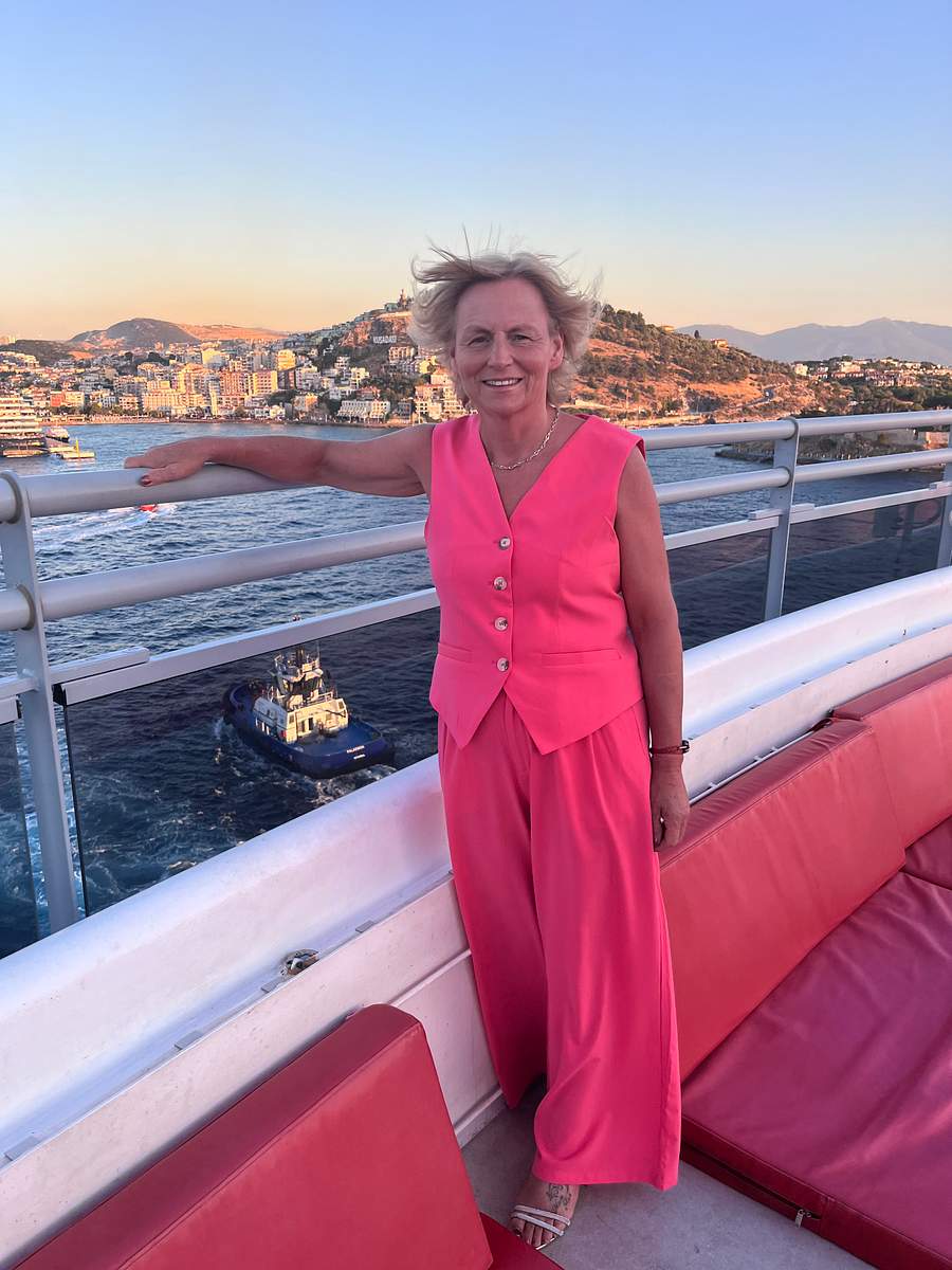 Carol Carle – Client