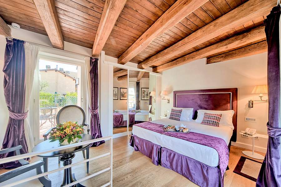 Trevi Palace Luxury Inn, Italy