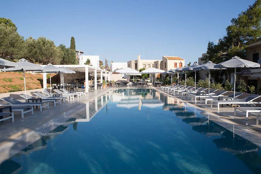 Sundance Apartments & Suites, Greece