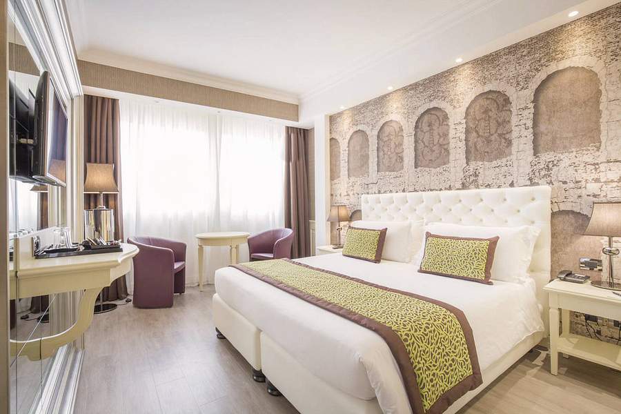 Hotel San Pietro, Italy