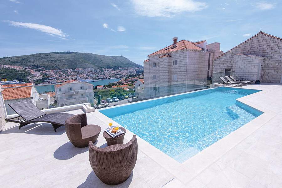Vila Curic, Croatia
