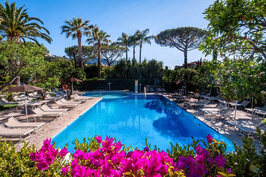 Hotel Alpha, Italy