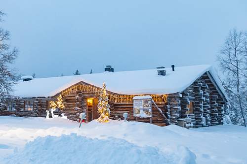 Santa's Kuukkeli Log Cabins