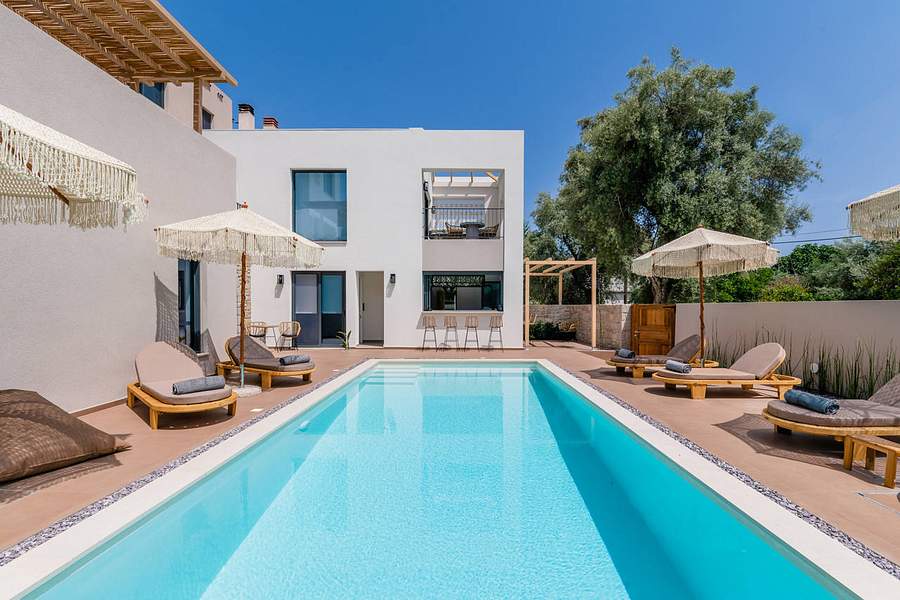 13 Keys Luxury Suites, Greece