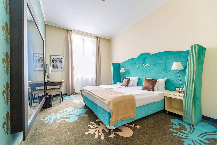 La Prima Fashion Hotel, Hungary