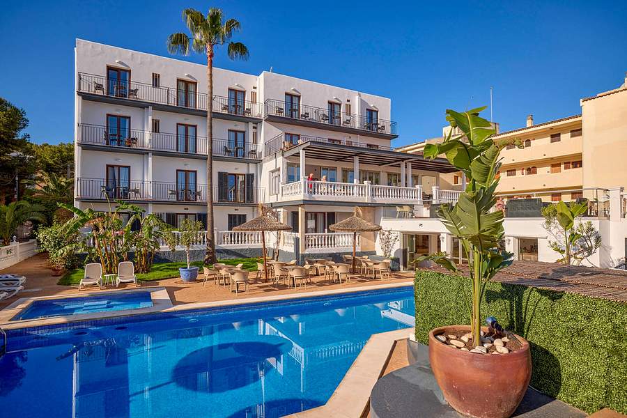 Hotel Navia Santa Ponsa, Balearics