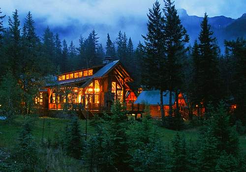Cathedral Mountain Lodge