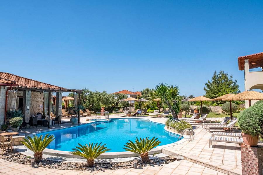 Country Inn Hotel, Greece