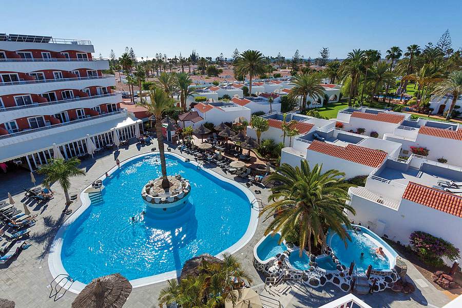 Sol Barbacan, Canary Islands