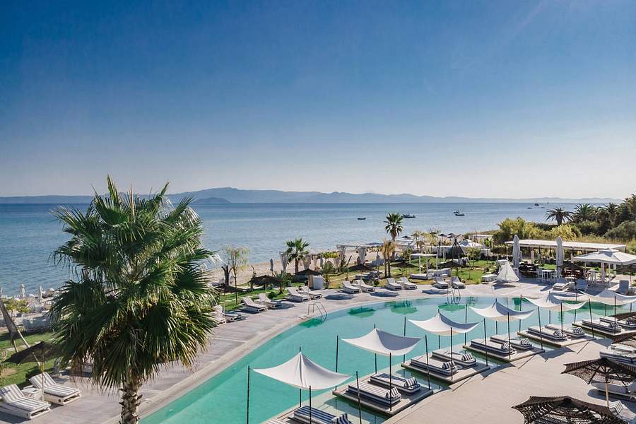 Blue Carpet Luxury Suites, Greece