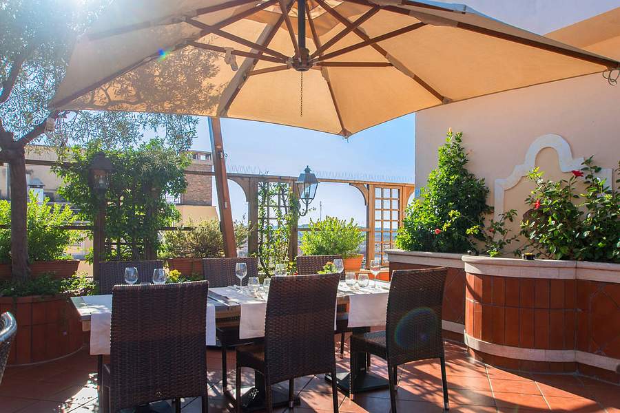 Hotel Diana Roof Garden, Italy