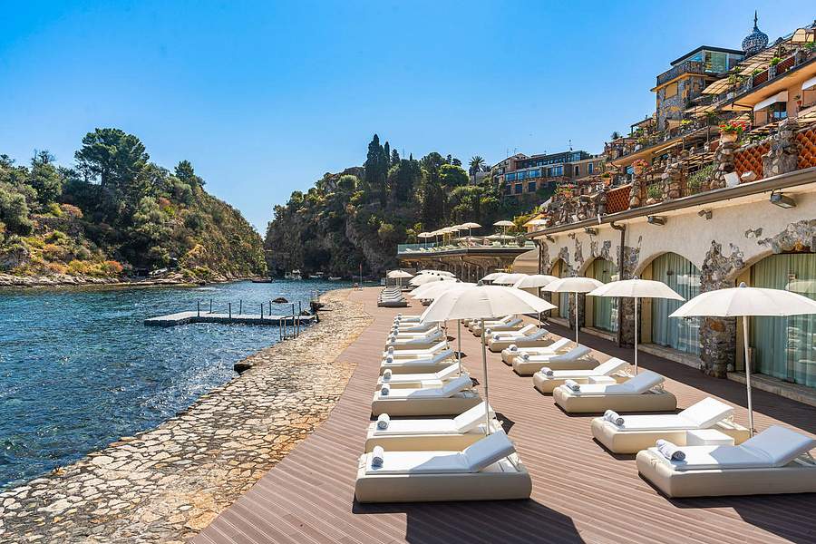 Atlantis Bay, Italy