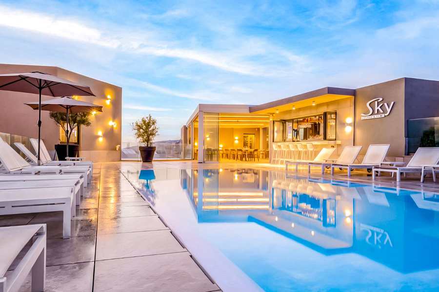 Luna Holiday Complex, Malta