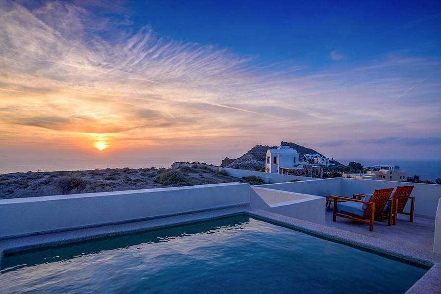 Potnia Theron Suites, Greece