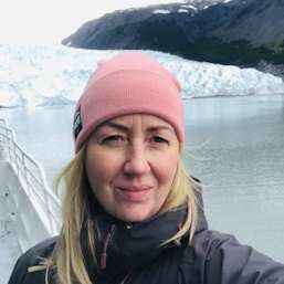 Canada Expert Julie